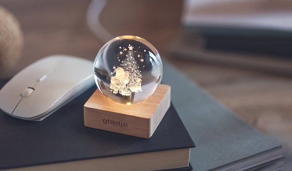 LED-Weihnachtskugel Aingaulia