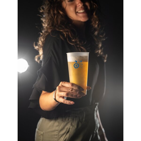 Becher aus PP Dumenen