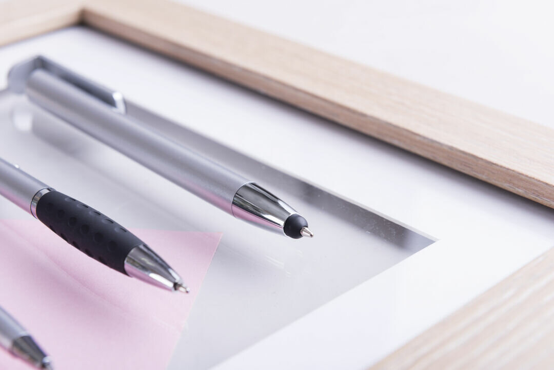 Kugelschreiber Halter Idnex