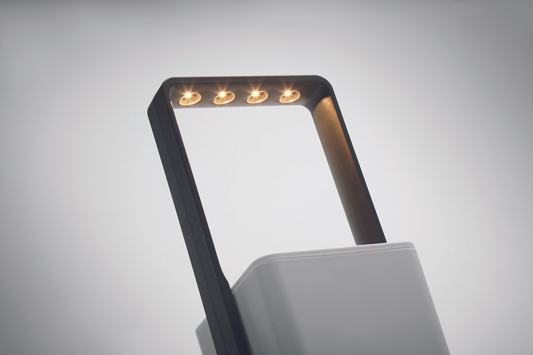 Inndor-Pflanztopf mit LED Vrenchast