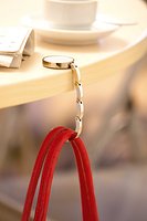 Eleganter Taschenhalter Itaninas