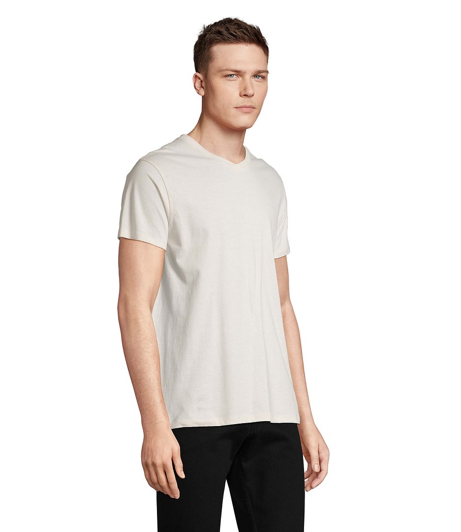 V V-NECK T-Shirt Trina