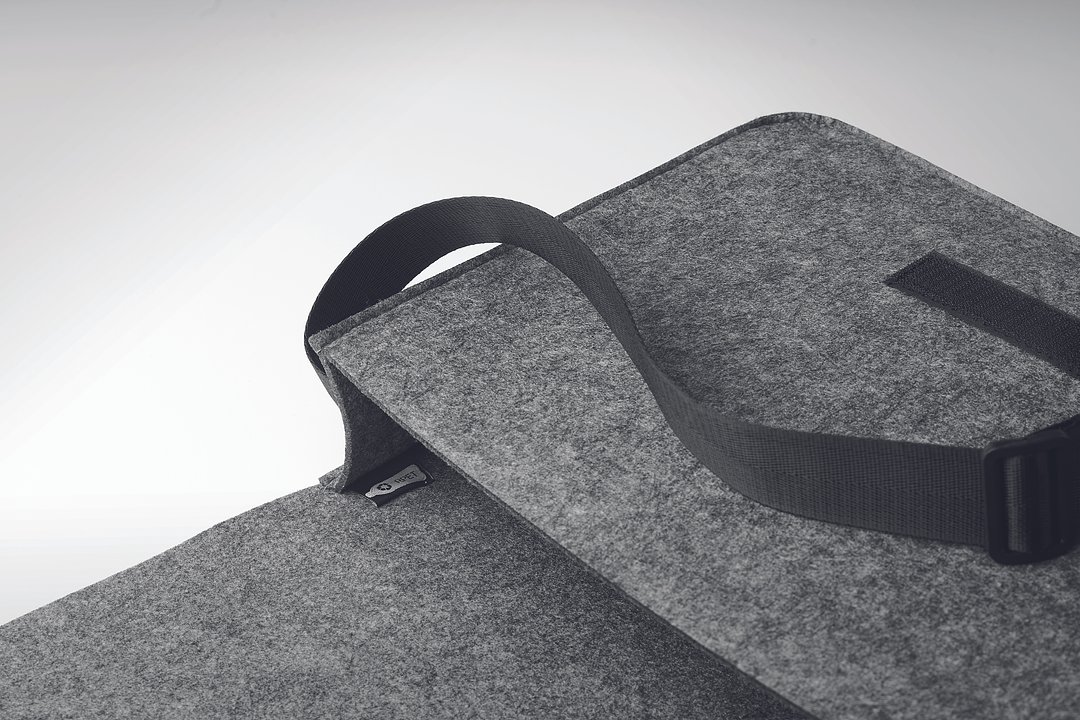 Umhängetasche aus RPET-Filz Ciama