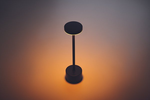 USB-Tischlampe aus Aluminium Ainanst