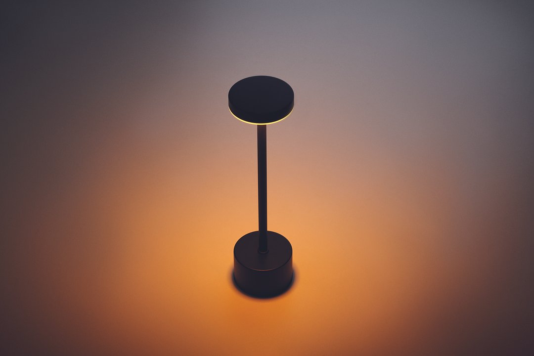 USB-Tischlampe aus Aluminium Ainanst