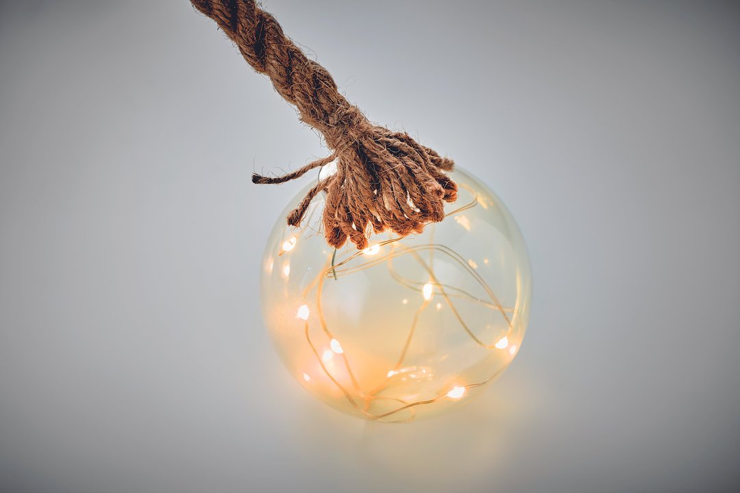 LED-Glaskugel Dinandivin
