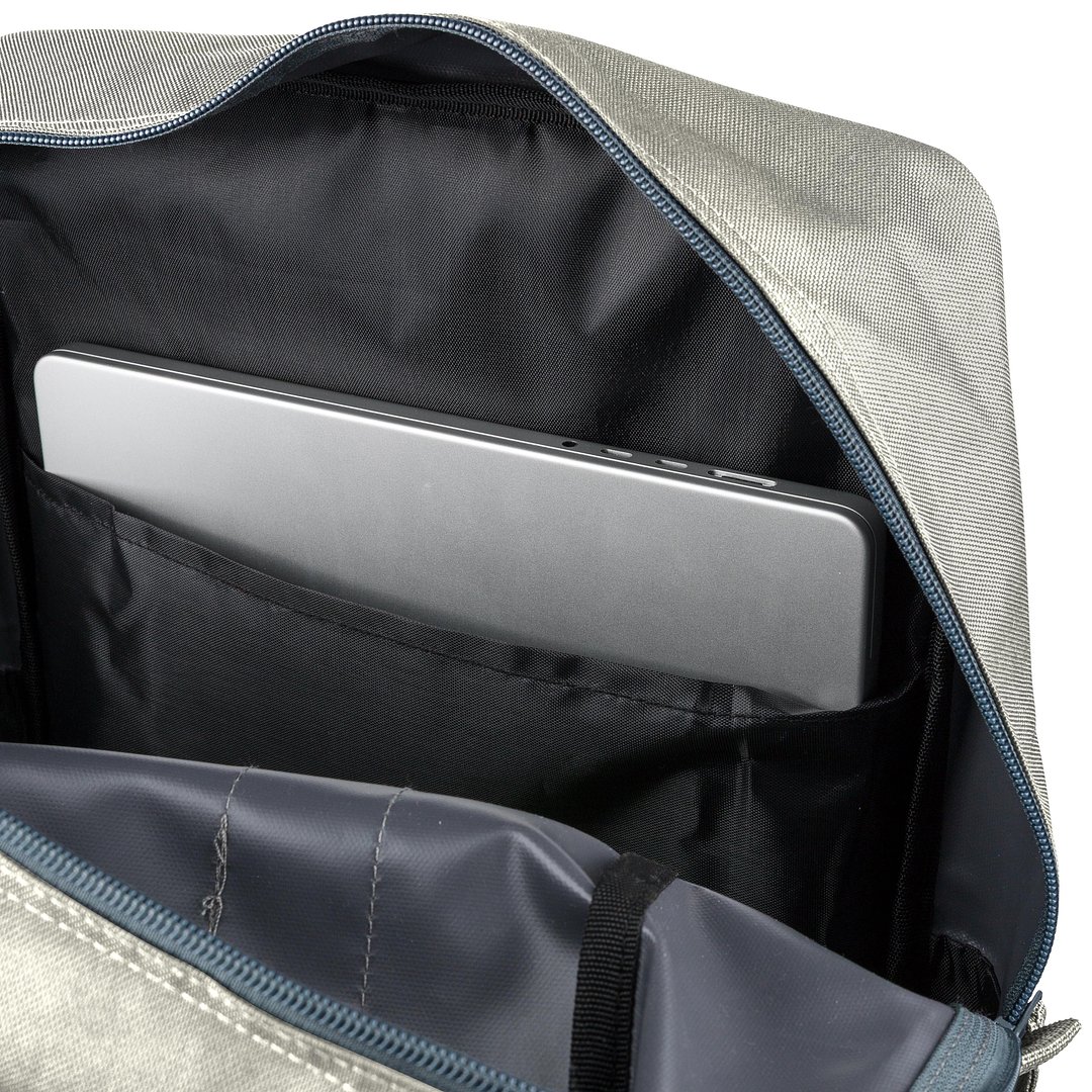 Recycelter Rucksack aus Polyester (900D) Giuniga
