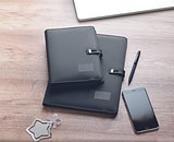 DIN A4 Portfolio & Ladestation Gillia