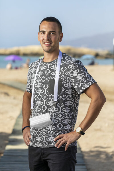 Halterung für Maske Schlüsselband Idrop