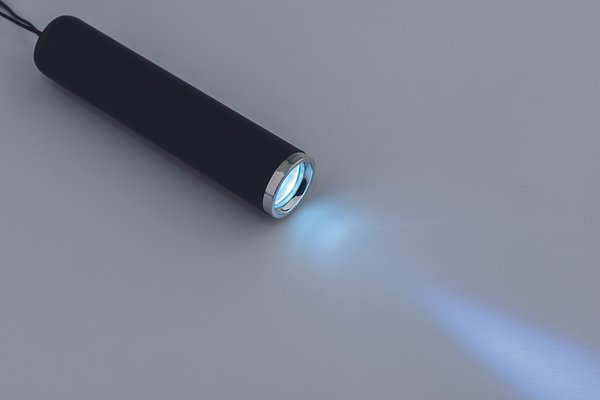 LED Taschenlampe Köbistgn