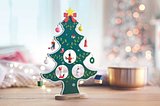 Weihnachtsbaum aus Holz Inele