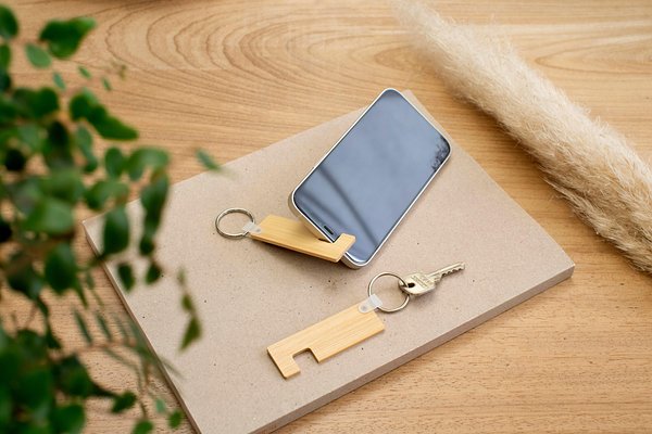 Bambus-Schlüsselanhänger mit Telefonhalterung Betha