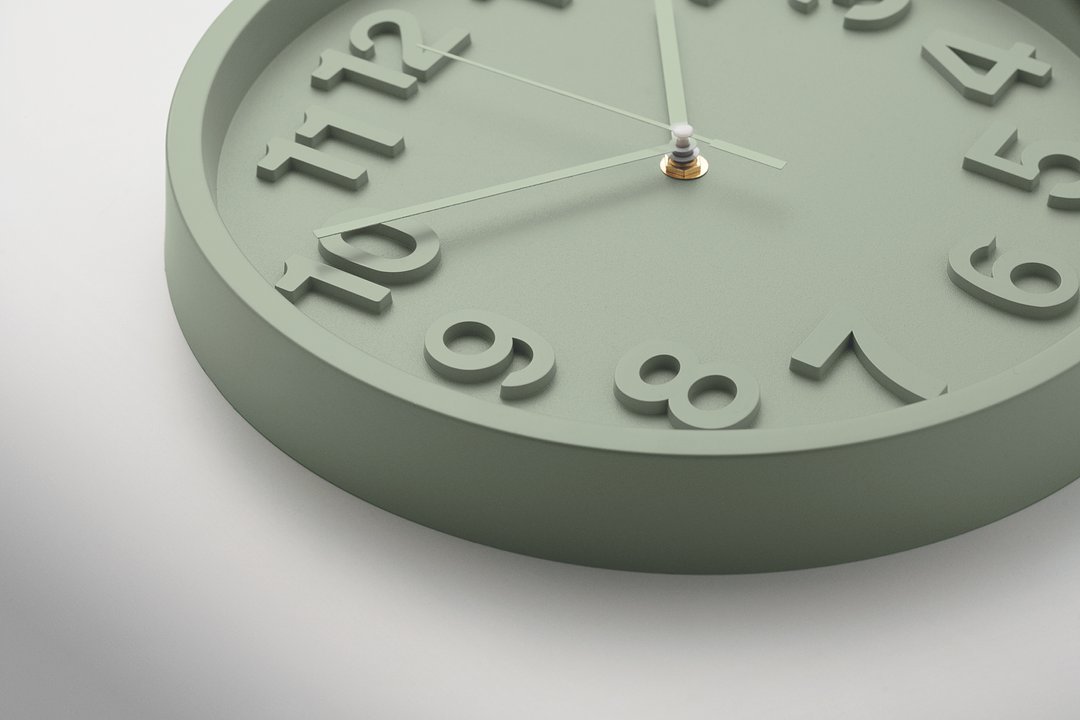 Wanduhr aus PP Nettato