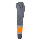Zweifarbige Hose aus Twill (210 g/m²), gefüttert, mit mehreren Taschen, aus Baumwolle (20%) und Polyester (80%) Benina