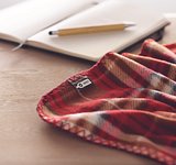 RPET Fleece-Reisedecke Karo Waltia