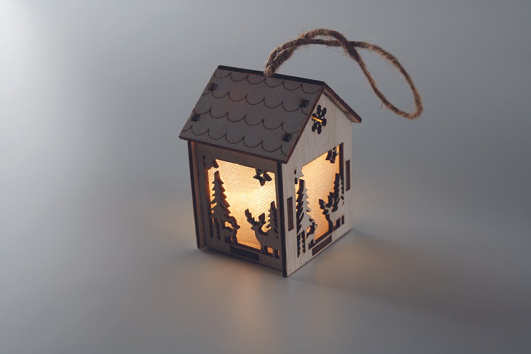 Anhänger Haus mit Licht Altix