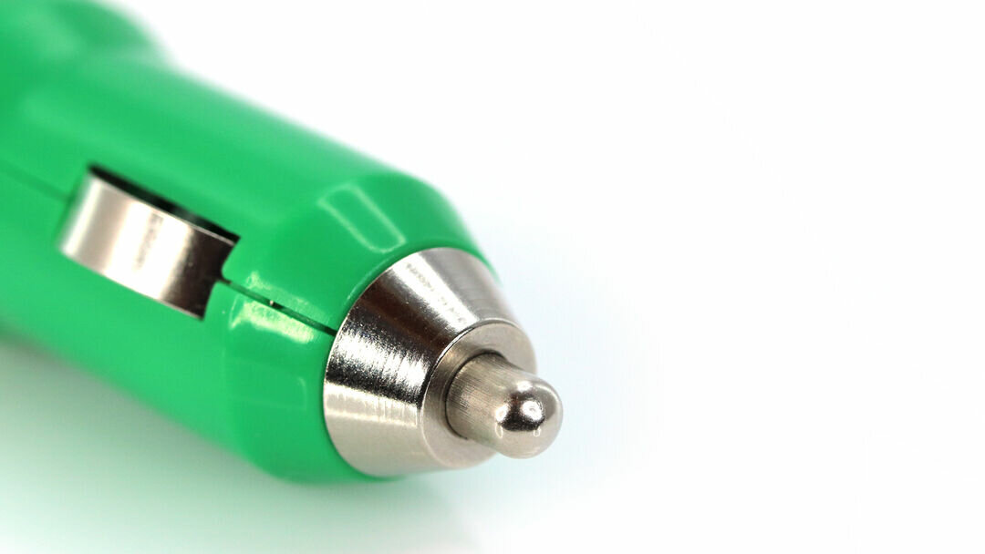 USB Autoladegerät Idkal