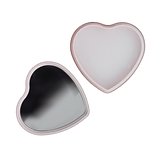 Lippenbalsam in Flacher metallischer Herzformdose Benini