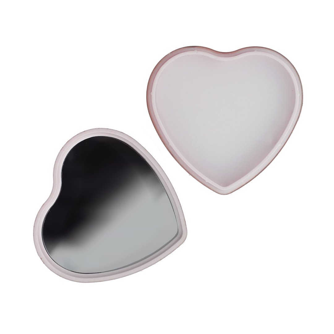 Lippenbalsam in Flacher metallischer Herzformdose Benini