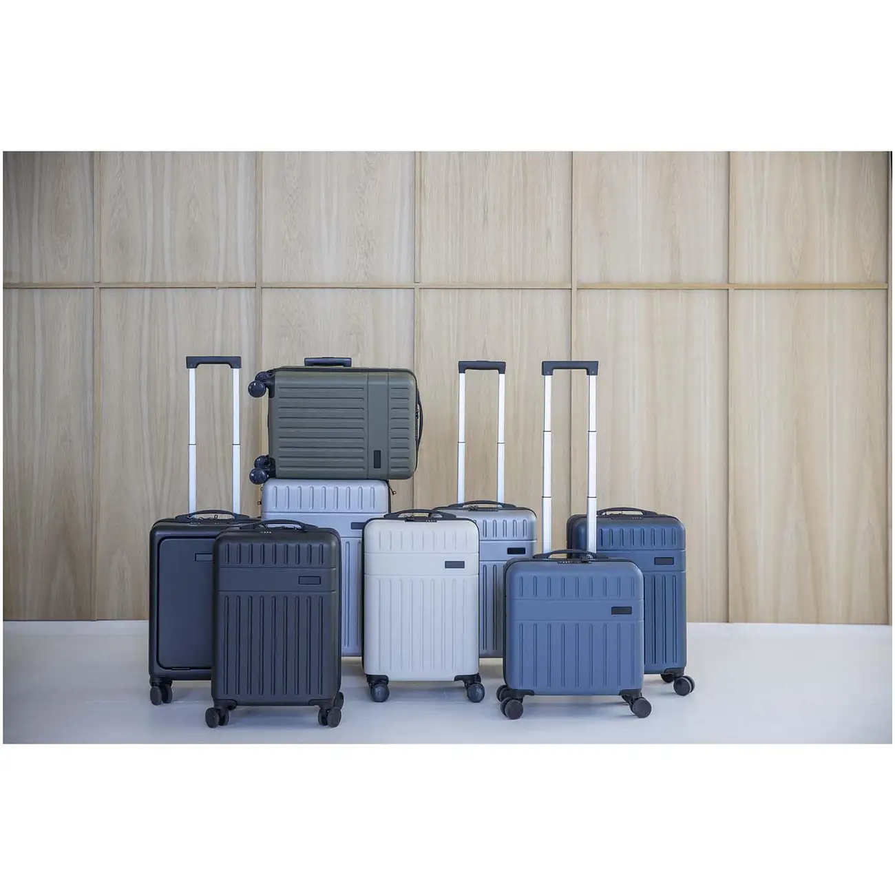 24" GRS-recycelter, erweiterbarer Trolley 70 L - Frist