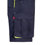 Zweifarbige Stretch-Bermudashorts mit mehreren Taschen (240 g/m²) aus Baumwolle (46 %), EME (38 %) und Polyester (16 %) Altie