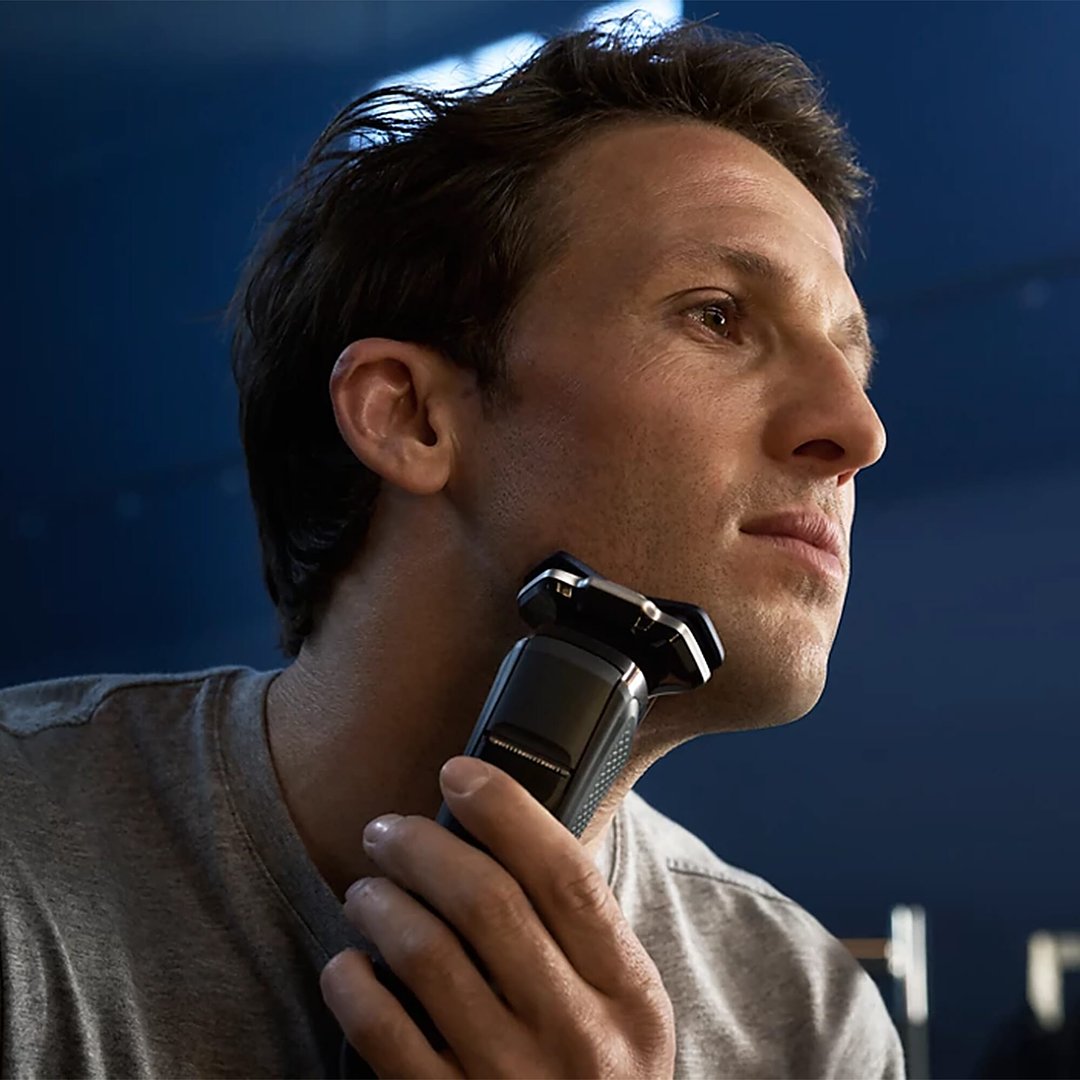 Philips Elektrischer Nass- und Trockenrasierer Paulie