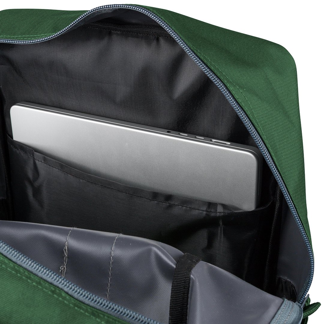 Recycelter Rucksack aus Polyester (900D) Giuniga