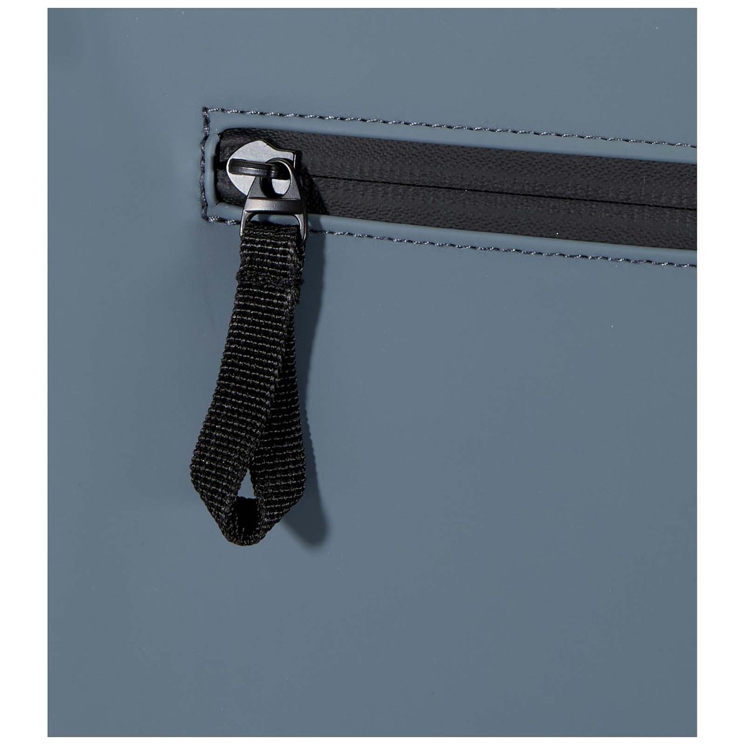 Plus 15" GRS-recycelter Rolltop Rucksack 18 L - Loli