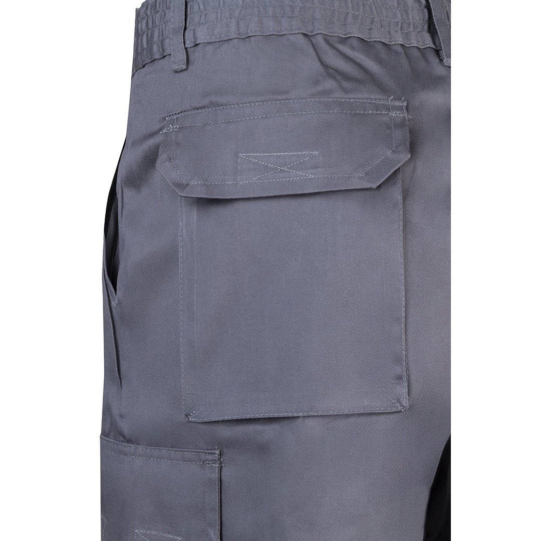 Bermudashorts aus Multi-Pocket-Twill (200g/m²), aus Baumwolle (35%) und Polyester (65%) Fadicco