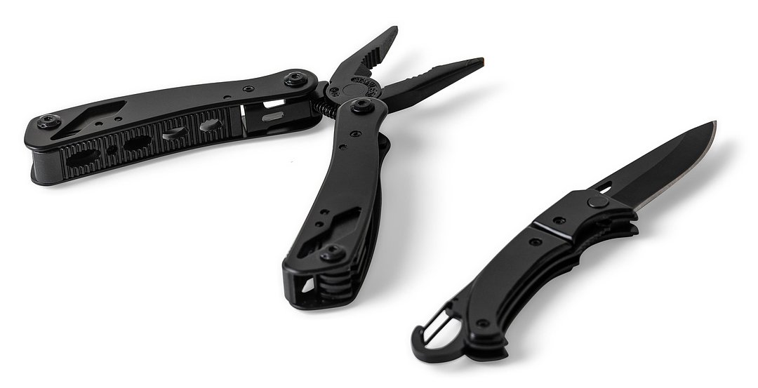 Schwarzes Aluminium-Multitool Lurst