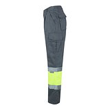 Zweifarbige Twill-Hose mit mehreren Taschen (210 g/m²), aus Baumwolle (20%) und Polyester (80%) Nelien