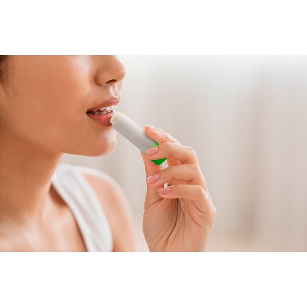 Veganer Lippenbalsam mit SPF14, aus recyceltem ABS (rABS) Natianna