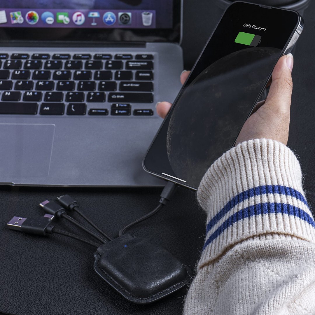 Iné Gamma Charging cable with NFC and 3.000mAh Powerbank Ainell