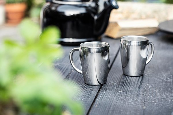 Recycelte Isolierbecher-Set aus Edelstahl Inannanng