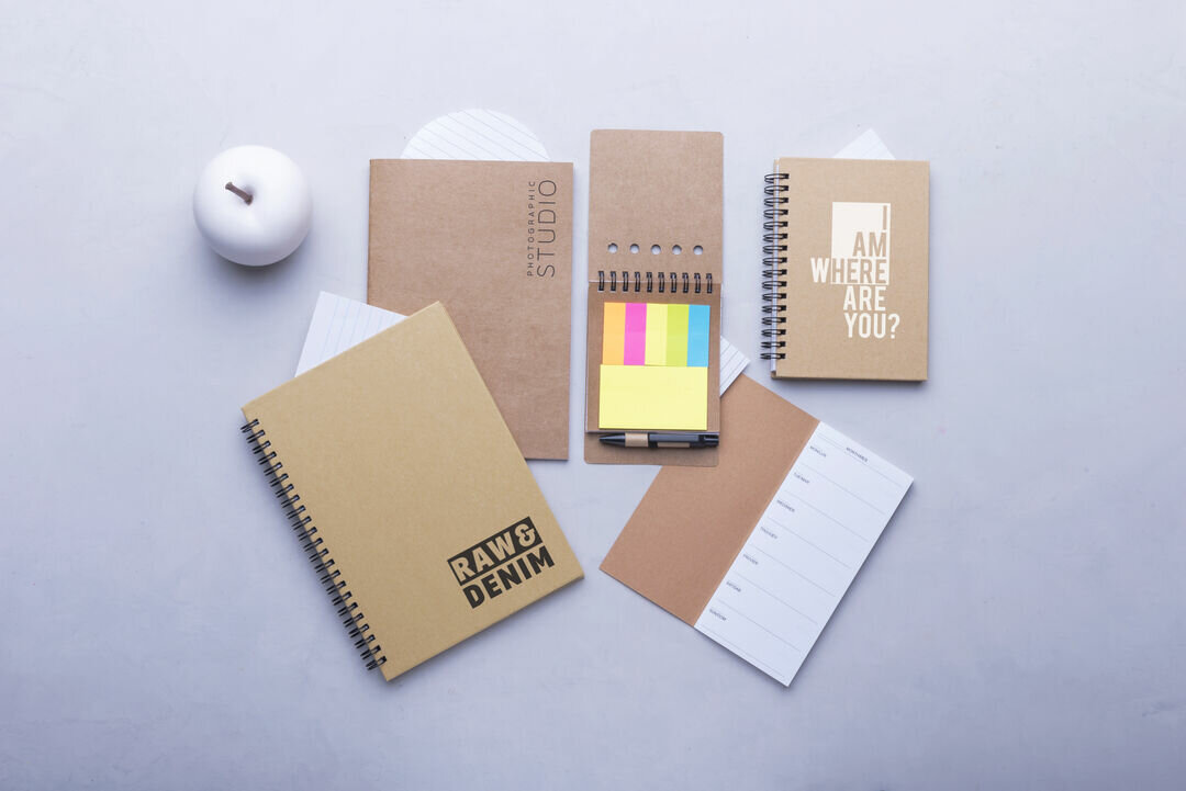 Haftender Notizblock Idser